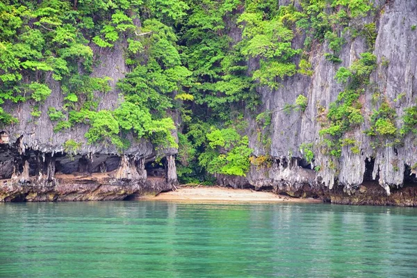 Isla Vistas Mar Cerca Phuket Tailandia Con Blues Turquesa Verdes — Foto de Stock