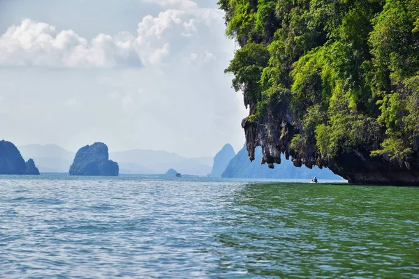 Island Ocean Views Phuket Thailand Blues Turquoise Greens Oceans Mountains — Stock Photo, Image