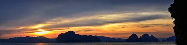 Islands Sunset Ocean Panorama Views Phuket Deep Red Orange Purple — Stock Photo, Image