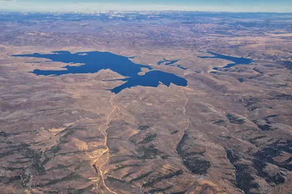 Vista Aérea Del Dron Del Lago Strawberry Reservoir Bay Desde — Foto de Stock