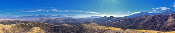 Vistas Wasatch Front Montanhas Rochosas Das Montanhas Oquirrh Com Folhas — Fotografia de Stock