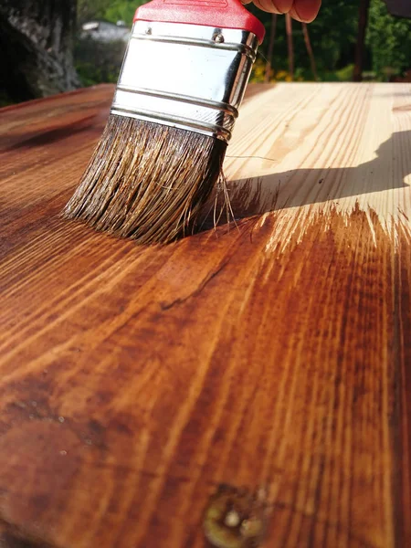 Anwendung Bejcy Oder Farbe Auf Holz Mit Pinsel — Stockfoto