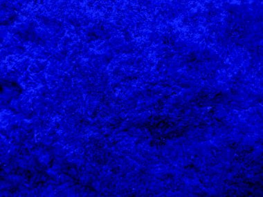 Shaggy halı, çimenleri grafik arka plan olarak taklit ediyor 