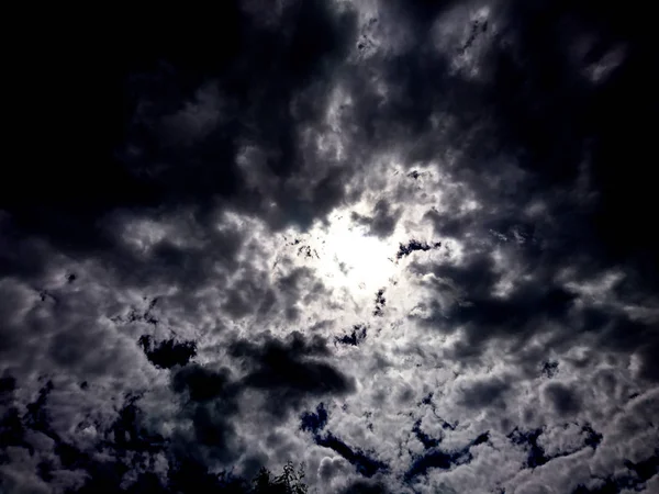 Гарні Хмари Прекрасному Блакитному Небі — стокове фото
