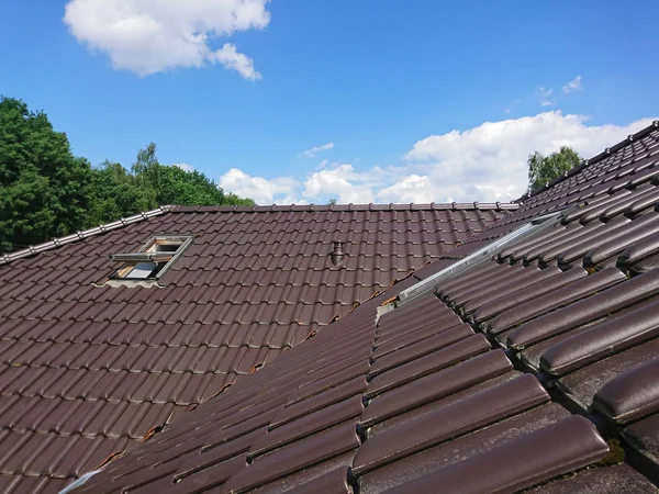 Ceramic Roof Single Family House — Stock Photo, Image