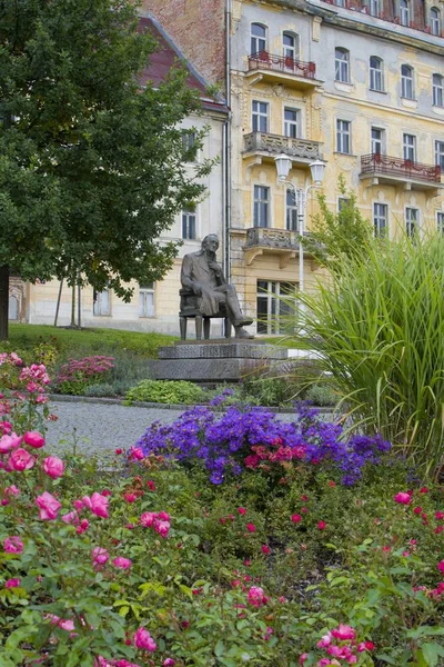 Goethe platz - kurort marianske lazne (marienbad) - tschechische republik — Stockfoto