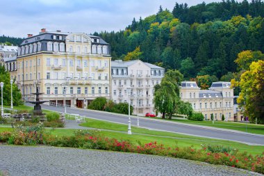 Büyük kaplıca kenti Marianske Lazne (Marienbad) - Çek Cumhuriyeti - (Eylül, Kasım 2017 yılının sonbaharında)
