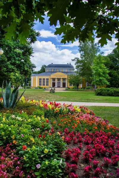Maden suyu Hall Glauber - küçük kaplıca kenti Frantiskovy Lazne (Franzensbad) Çek Cumhuriyeti (bölge Karlovy Vary batı kısmında yaylar.)