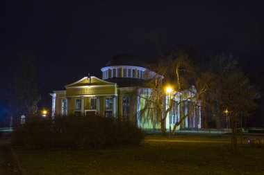 Akşam büyük Çek kaplıca kenti Frantiskovy Lazne (Franzensbad)
