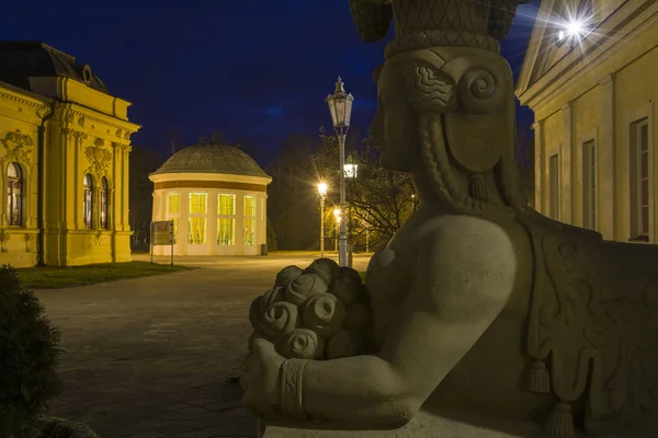 Akşam büyük Çek kaplıca kenti Frantiskovy Lazne (Franzensbad)
