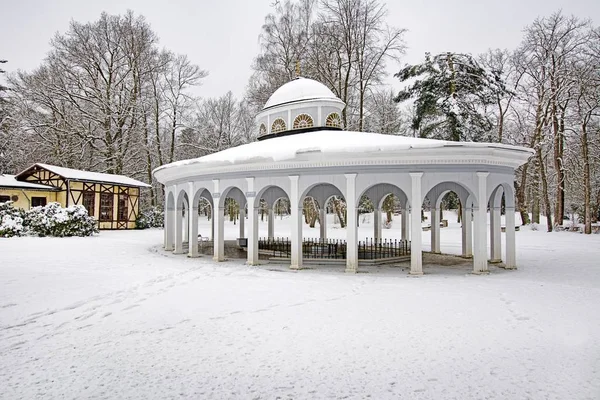 Pavilion soğuk maden suyu bahar Luisa küçük Batı bohem spa Town Frantiskovy Lazne (Franzensbad) - Çek Cumhuriyeti (bölge Karlovy Vary)