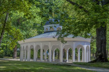 Pavilion soğuk maden suyu bahar Luisa küçük Batı bohem spa Town Frantiskovy Lazne (Franzensbad) - Çek Cumhuriyeti (bölge Karlovy Vary)