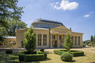 Glauber Springs Hall (Dvorana Glauberovych övgü menüsü) - küçük batı Bohemya spa kasabası Frantiskovy Lazne (Franzensbad) - Çek Cumhuriyeti