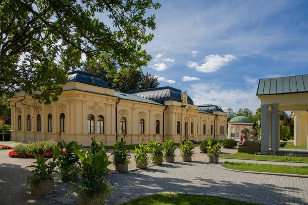 Quartier Piétonnier Pavillon Printemps Centre Villégiature Frantiskovy Lazne Franzensbad Grande — Photo