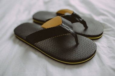 Kadar yakın siyah flip flop