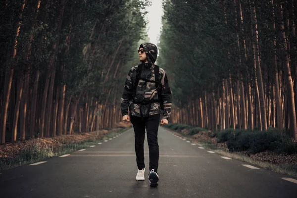 Young Backpacker Man Hiker Road — Stock Photo, Image