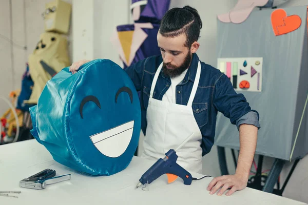 ᐈ Pistola silicona imágenes de stock, fotos pistolas de silicona