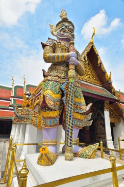 Wat Phra Kaew'de dev heykel