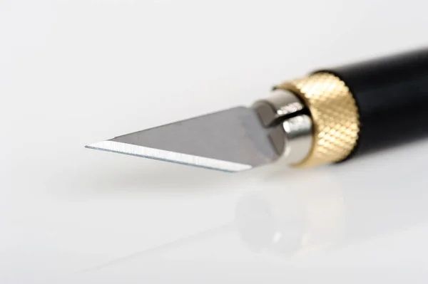 Нож с лезвием — стоковое фото