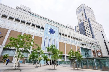 Jr Sapporo istasyonu