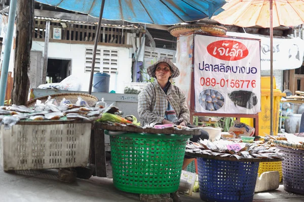 İnsanlar Klongsuan Market — Stok fotoğraf