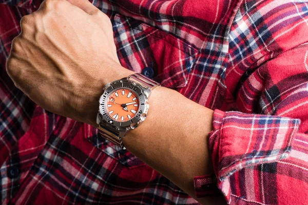 Reloj de pulsera de lujo para hombres — Foto de Stock