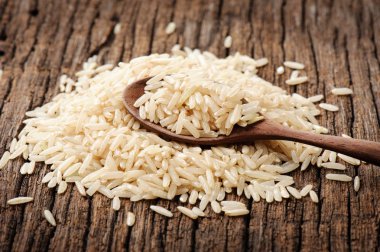 kahverengi pirinç pişmemiş