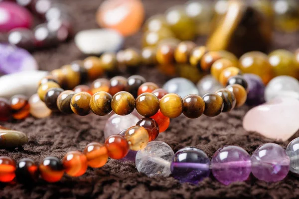 Pulsera de piedras semipreciosas — Foto de Stock