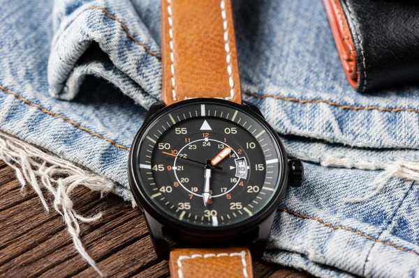 Orologio in stile militare — Foto Stock