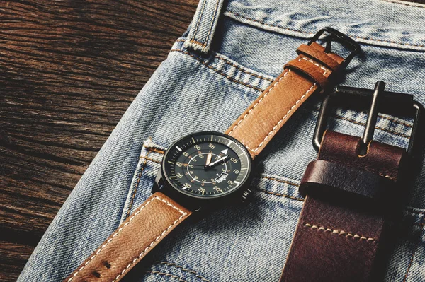 Reloj de estilo militar — Foto de Stock