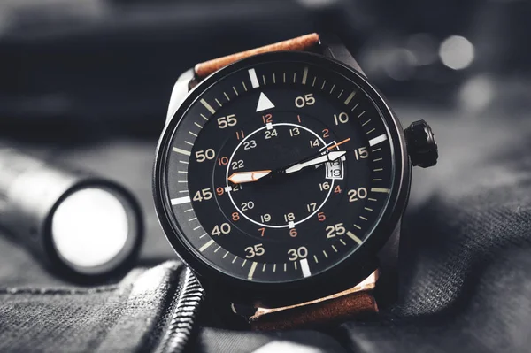 Militaire stijl horloge — Stockfoto