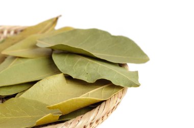 kurutulmuş defne yaprağı