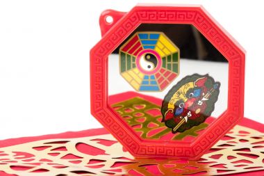 Feng Shui Bagua aynası