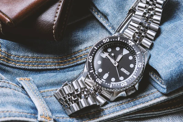 Luxusní nerezové oceli Náramkové hodinky — Stock fotografie