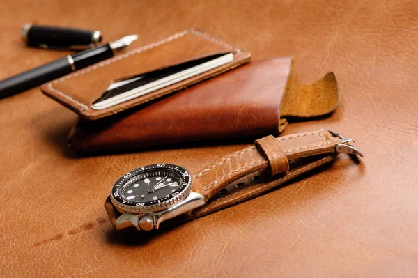 Klockarmband i läder — Stockfoto