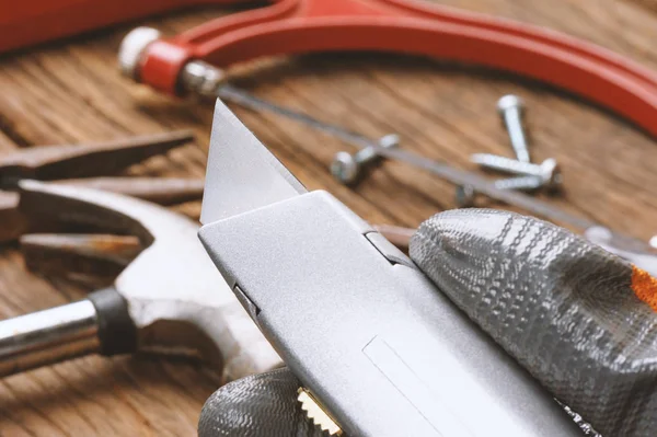 Retractable utility knife — Stock Photo, Image