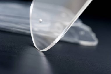 Açık akrilik şablonu