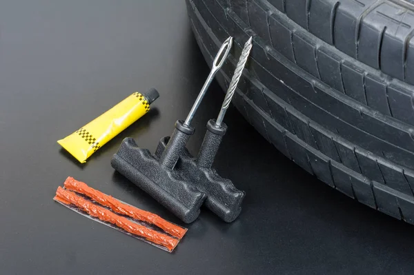 Kit de reparação de pneus — Fotografia de Stock