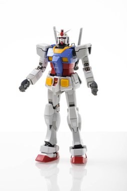 Plastik Gundam modeli