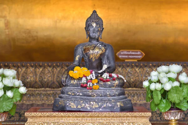 Antique buddha image — Stock Photo, Image