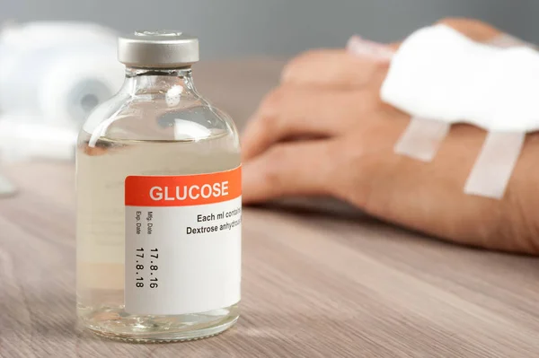 Nahaufnahme Fläschchen Mit Glukose Für Paranterale Ernährung Und Hypoglykämie — Stockfoto