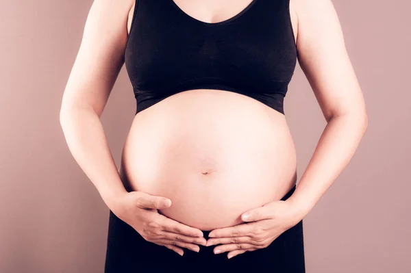 Close Buik Van Zwangere Vrouw Zwangerschap Concept — Stockfoto