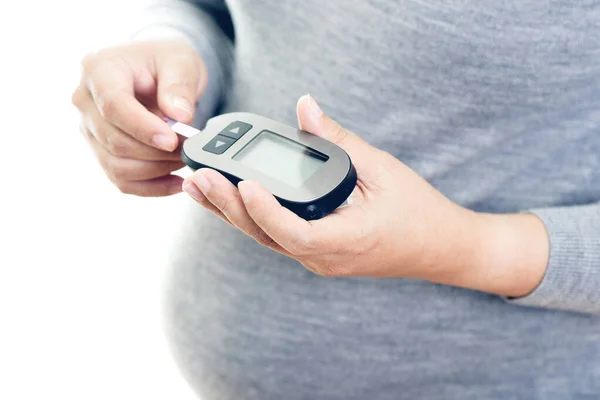 Schwangere Überprüfen Blutzuckerspiegel Mit Blutzuckermessgerät Schwangerschaftsdiabetes — Stockfoto