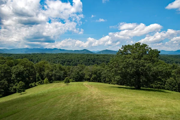 çayır Dağları ile