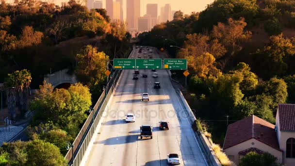 La vista de la ciudad de verano — Vídeo de stock