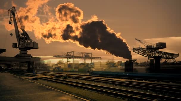 Industrial background smog pollution — Stock Video