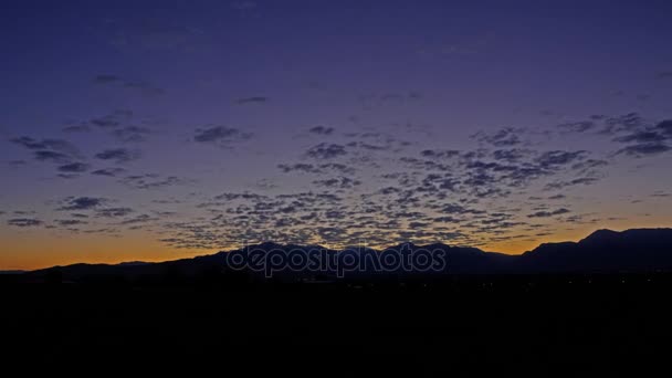 Tijd lapse golden sunrise — Stockvideo