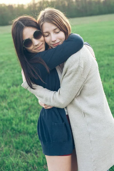 Young pritty girls having fun — Stock Photo, Image