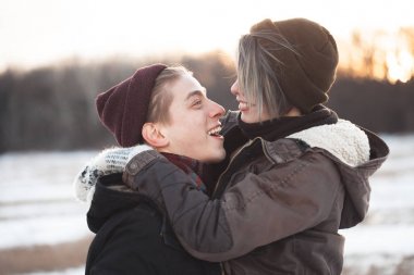 gülen ve having fun Çift