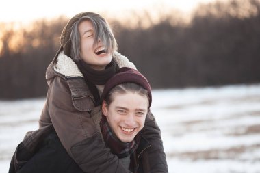 gülen ve having fun Çift